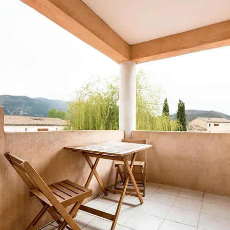 La Tour De Guet Apart Otel 3*